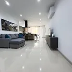 Hillcrest 3 Bedroom